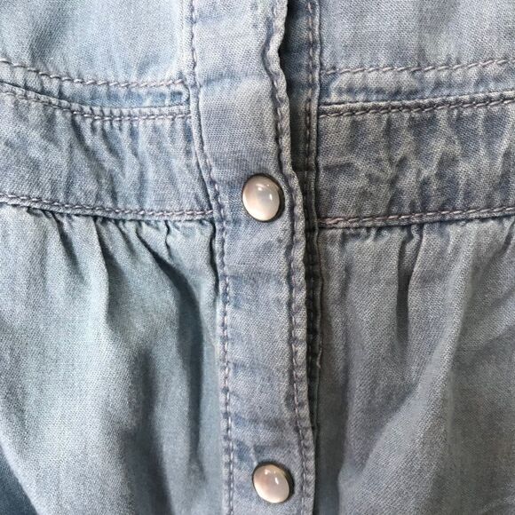 NWOT Kids Denim Stylized Denim Dress With Front Snaps 💚🌻 - Picture 6 of 7